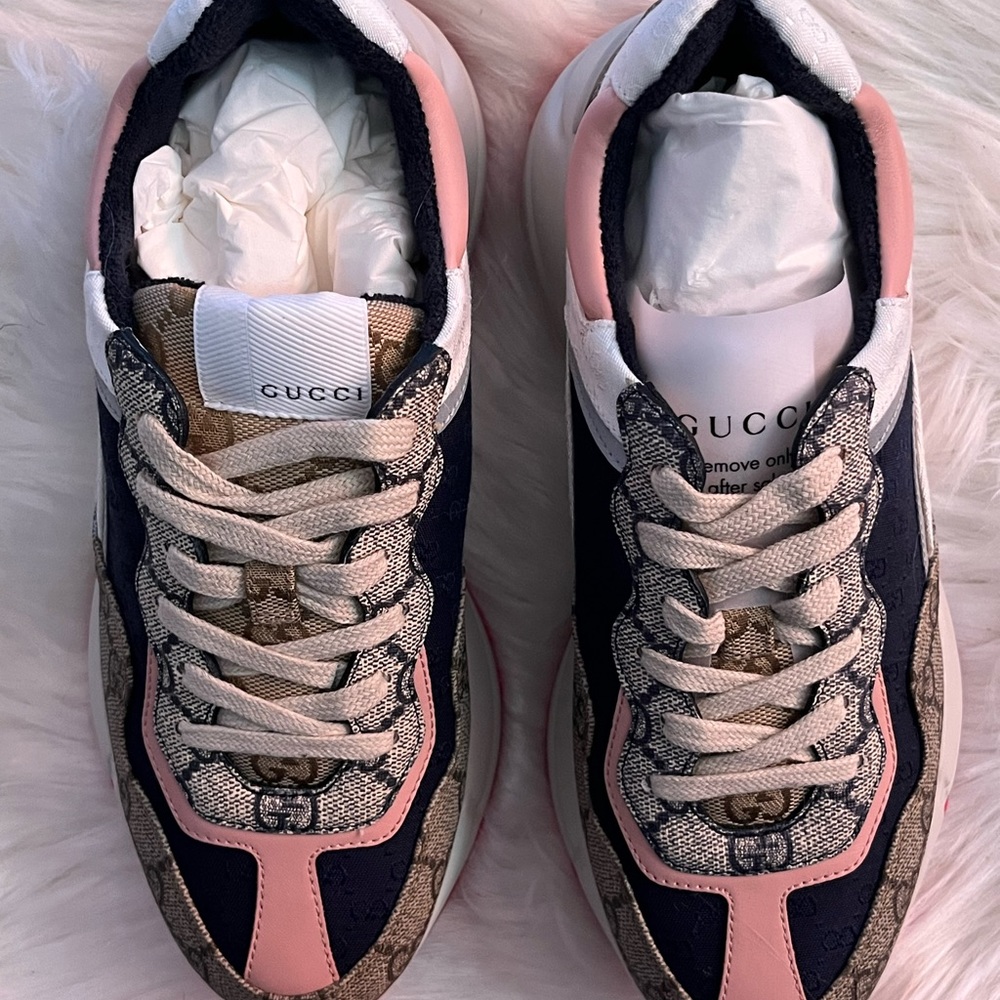 Gucci Web Canvas Mignon Sneakers - Picture 4 of 6